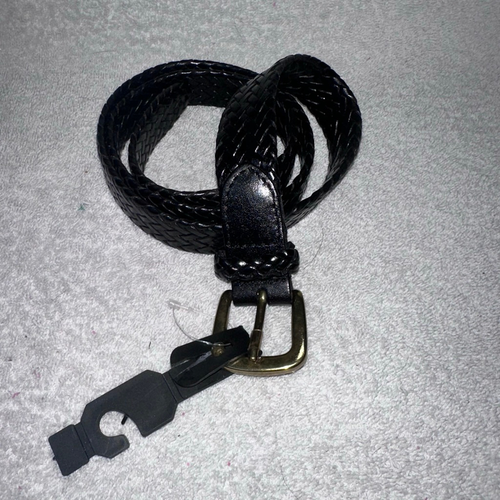 NWOT Women’s Large Talbots Genuine Leather Weaved Braided Belt Brass Buckle Blck